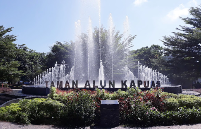 Pesona Wisata Taman Alun Kapuas Pontianak